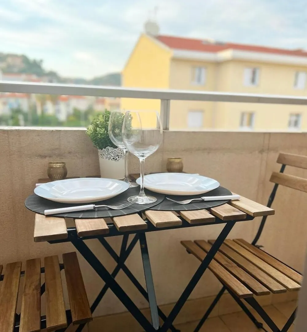 Super Studio Bord De Mer, Promenade Des Anglais Nice Apartment